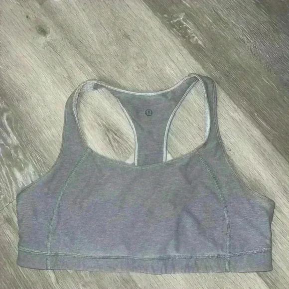 Lululemon Take 2 Bra
Wee Stripe Heathered Slate gray / Heathered Slate size 10 - Picture 14 of 14